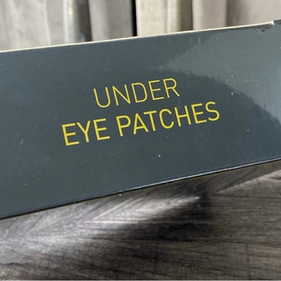 Dermora 24K Gold Eye Mask - Picture 3 of 5